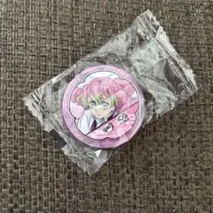 鬼滅の刃 缶バッジ ピンク髪キャラクター