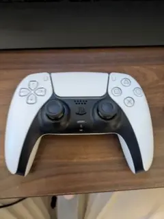 PlayStation 5 コントローラー ホワイト/ブラック