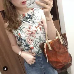 【美品】神戸レタス 花柄ノースリーブ 涼感ブラウス M 体型カバー