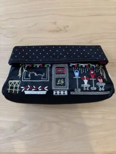 【新品未使用】Lulu Guinness 刺繍デザイン ポーチ
