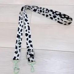 最終価格‼️牛柄キャンバス ショルダー ストラップ
