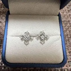 モアサナイト　クロス　両耳ピアス　ポストのみS925