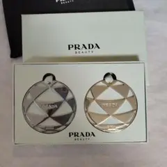 PRADA BEAUTY ノベルティ チャーム 2個セット