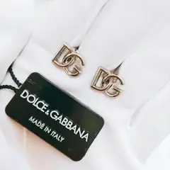 【新品未使用】Dolce&Gabbana DGロゴ ピアス 両耳用 シルバー