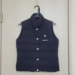 アディダス　ダウンベスト