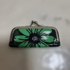 Item thumbnail for item 8ddb72a4-1afb-4fb2-9b12-9c27d63e838d