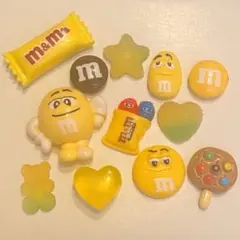 クロックスサンダルアクセサリー　ジビッツ　デコパーツ　お菓子