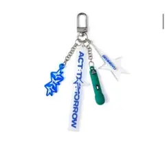 TXT MIC KEYRING ボムギュ