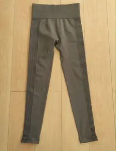 Item thumbnail for item f718b0f2-0c76-4c07-876d-6d0b0559f36e