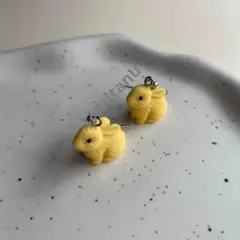 うさぎ ピアス イエロー 推し色 夏休み