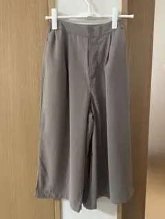 【新品未使用】短め丈ガウチョパンツ モカ色
