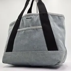 Item thumbnail for item 1d23a78a-e41b-4c1e-9060-a03b457bc717