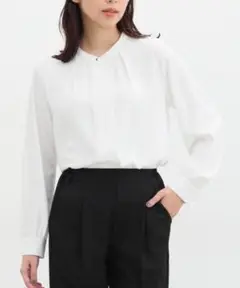 【グラシア】バンドカラー長そでブラウス　Mサイズ