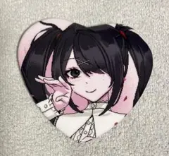 ニディガ　あめちゃん　ハート型缶バッジ　①