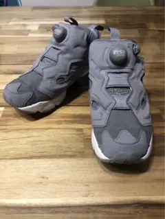 リーボック 美品 インスタ ポンプフューリー ピュアグレー 23