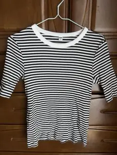 UNIQLO リブボーダークルーネックTシャツ
