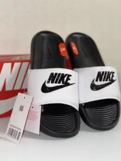 NIKE ベナッシ サンダル