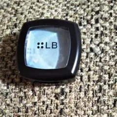 ＬＢ　アイシャドウ　アイスブルー