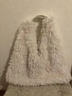 ＜新品未使用＞ PAPILLONNER アイボリーボア・ファーバッグ