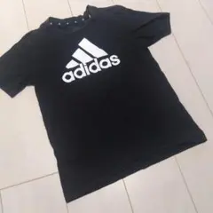 adidas 黒 Tシャツ