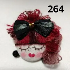 No.264ブローチ:ハンドメイド:クルミボタン:フェイス:ドール