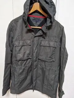 トミーヒルフィガーのミリタリージャケット TOMMYHILFIGER
