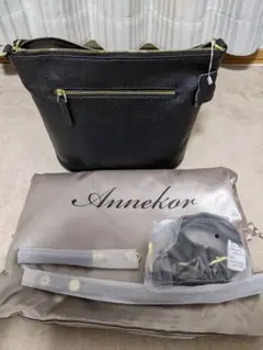 Annekor 黒 レザー ショルダーバッグ　未使用品