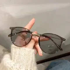 サングラス　自動調光　調光レンズ　UVカット　紫外線カット　ブルーライトカット