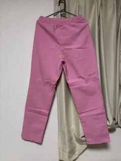 LEVI’S カラーパンツ ピンク