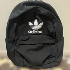 adidas 黒 リュック