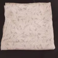 クリーム色 ペイズリー柄 生地