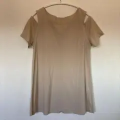 ベージュ オフショルダー Tシャツ 日本製　綿100