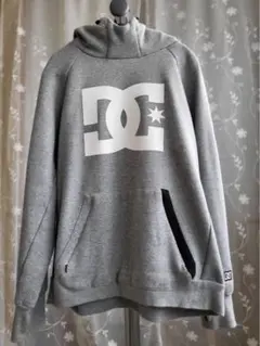 DC フーディー