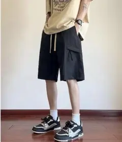 ショートパンツ　ブラック　5分丈　150　S　ウエストゴム　バミューダ　ひざ丈