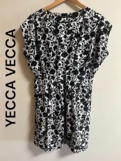 YECCA VECCA 花柄ワンピース