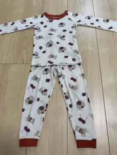 くま＆フルーツ柄 長袖パジャマ 上下セット（サイズ100）