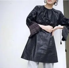 Item thumbnail for item c7068c7e-5132-4a2f-bff8-fb697cf3f010