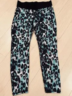 H&M レオパード柄レギンス　ターコイズ/ブラック　ヨガ　ジムウェア　新品