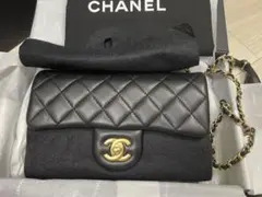 入手困難❤️CHANEL ミニ フラップ バッグ ラムスキン ブラック