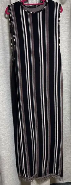 Item thumbnail for item 9ca17962-2492-4c8e-93be-b7223f3d5b3f