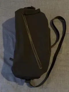 ルルレモン　バッグ