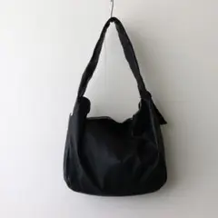 Item thumbnail for item e42bb57f-3137-4b98-9660-63021a107468
