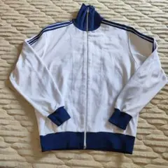 Item thumbnail for item 323c9547-989d-45cc-81c6-783b379f4390