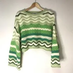 フォーエバー21マルチボーダークロップドニット