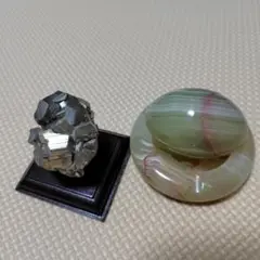 黄鉄鉱とアゲートの置物セット