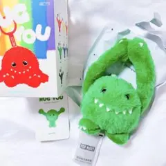 POPMART INSTINCTOY HUG YOU ぬいぐるみペンダント 緑