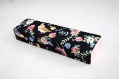フクロウとマカロン柄の小物入れ　ペンケース