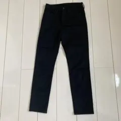 UNIQLO ブラック スキニーデニム