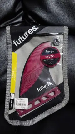 futures Legacy Pivot フィン S
