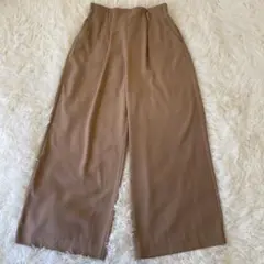 グラシア　ベージュ プリーツ ガウチョパンツ　ワイドパンツ LL ハニーズ